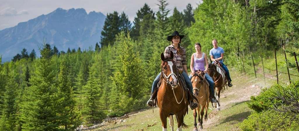 Crosswaters Resort At Kananaskis Exterior foto